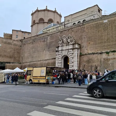 Candia 66 At The Vatican Museums Apartamento Roma