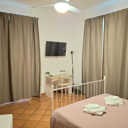 Candia 66 At The Vatican Museums Apartamento *